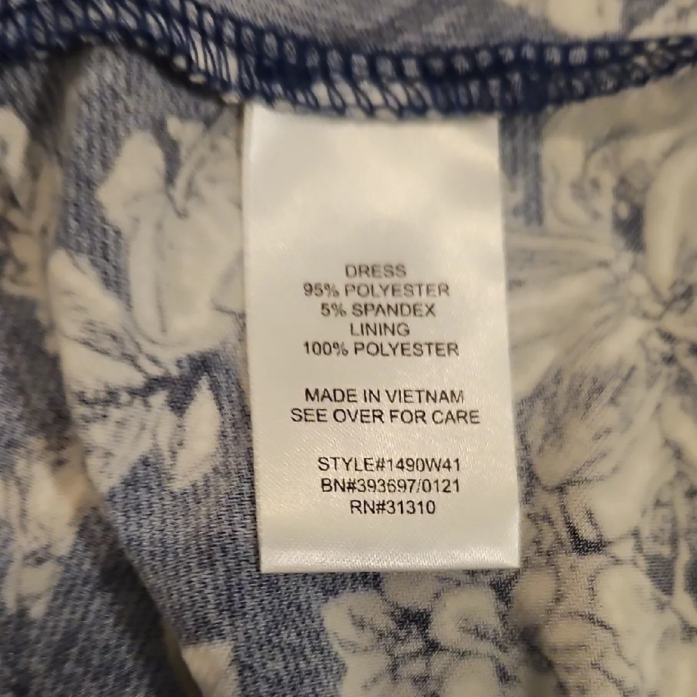 Women's Fortune And Ivy‎ Floral Blue and White Dress - Picture 6 of 7